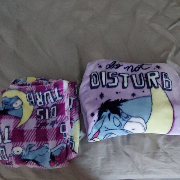 Eeyore fuzzy pajamas - Picture 1 of 1